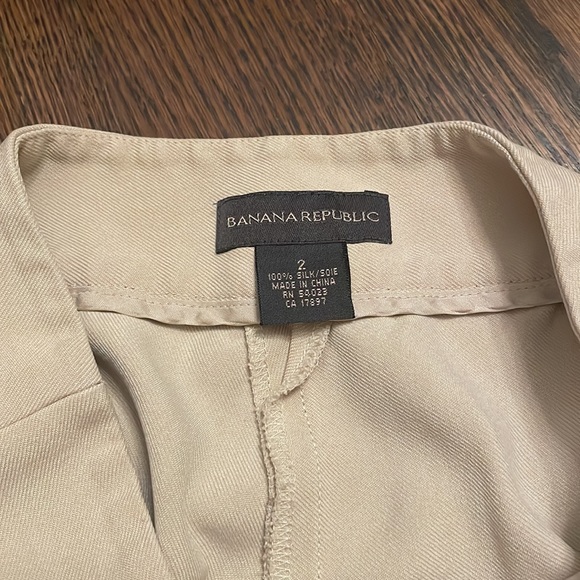 Banana Republic beige/cream dress pants size 2 - Picture 2 of 12